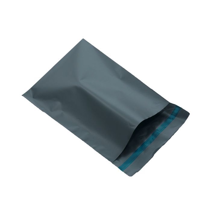 Medium sizes grey mailing bags